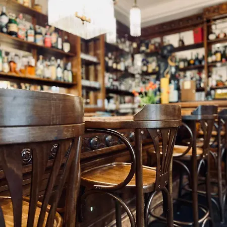 Caffe Delle Rose Les Guest house 4*