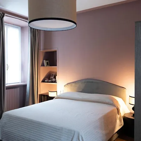 Caffe Delle Rose Les Гостевой дом 4*