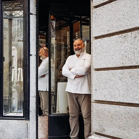 Caffe Delle Rose Les Guest house